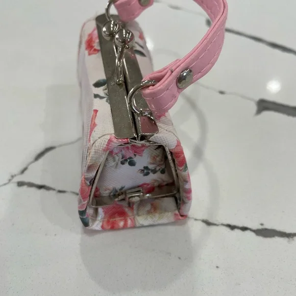 Tic Toc Pink Puppy Print Kiss Lock Lipstick/Change Purse/Bag Charm No Callouts - Picture 5 of 13